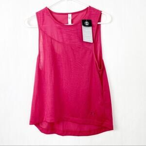 NWT Under Armour Loose Activewear Tank Womens Small